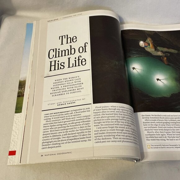 National Geographic August 2020 Stopping Pandemics India's Water Crisis Suffrage - Picture 8 of 12